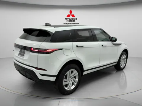More photos of 2024 Land Rover Range Rover Evoque S at Jidd Motors Mitsubishi, IL