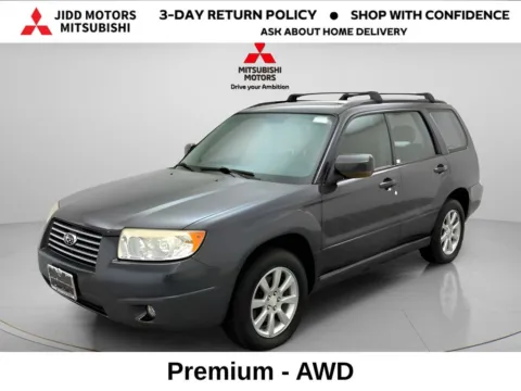 Gray 2008 Subaru Forester 2.5X for sale in Des Plaines, IL