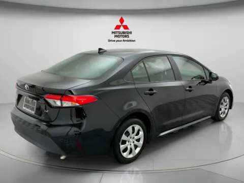 More photos of 2026 Toyota Corolla LE at Jidd Motors Mitsubishi, IL