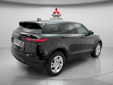 More photos of 2024 Land Rover Range Rover Evoque S at Jidd Motors Mitsubishi, IL