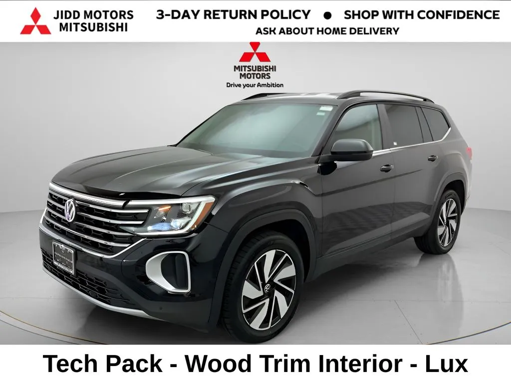 Black 2025 Volkswagen Atlas 2.0T SE w/Technology for sale in Des Plaines, IL