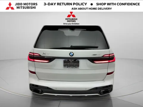 More photos of 2026 BMW X7 xDrive40i at Jidd Motors Mitsubishi, IL
