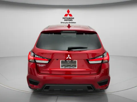 More photos of 2027 Mitsubishi Outlander Sport 2.0 ES at Jidd Motors Mitsubishi, IL