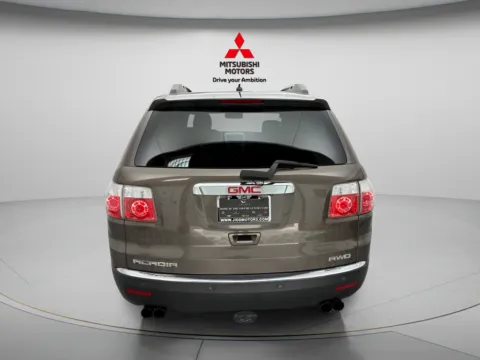 More photos of 2010 GMC Acadia SLE at Jidd Motors Mitsubishi, IL