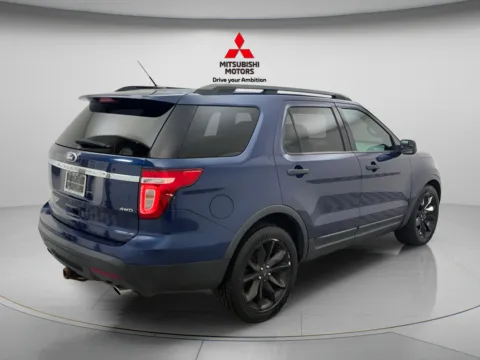 More photos of 2012 Ford Explorer at Jidd Motors Mitsubishi, IL