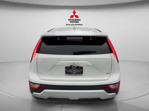 More photos of 2026 Kia Niro LX at Jidd Motors Mitsubishi, IL