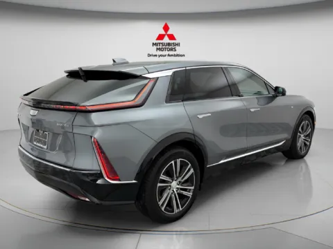 More photos of 2023 Cadillac LYRIQ Luxury at Jidd Motors Mitsubishi, IL