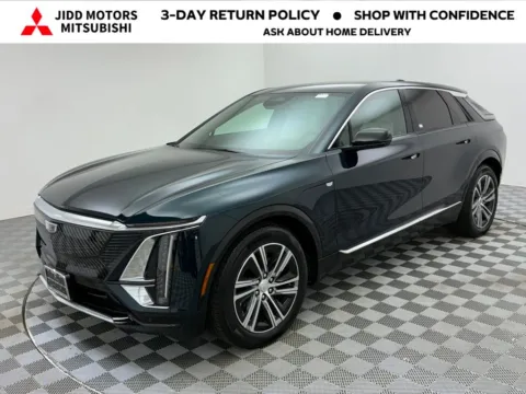 Green 2024 Cadillac LYRIQ Luxury for sale in Des Plaines, IL