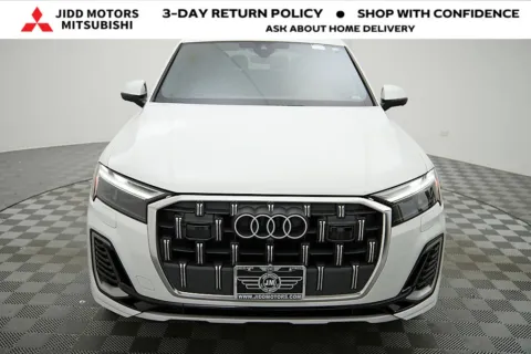 Another view of 2025 Audi Q7 55 Premium Plus for sale in Des Plaines, IL at Jidd Motors Mitsubishi