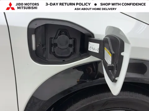 More photos of 2024 Nissan Ariya ENGAGE e-4ORCE at Jidd Motors Mitsubishi, IL