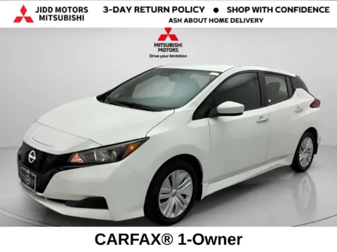 White 2025 Nissan Leaf S for sale in Des Plaines, IL