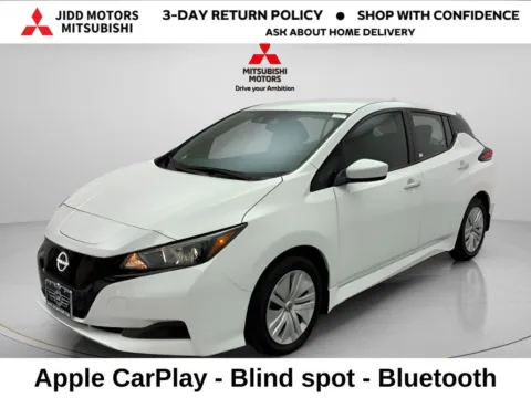 White 2025 Nissan Leaf S for sale in Des Plaines, IL