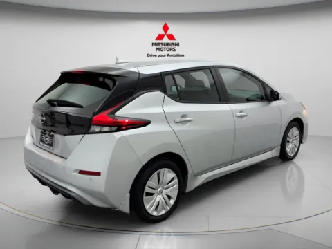 More photos of 2025 Nissan Leaf S at Jidd Motors Mitsubishi, IL