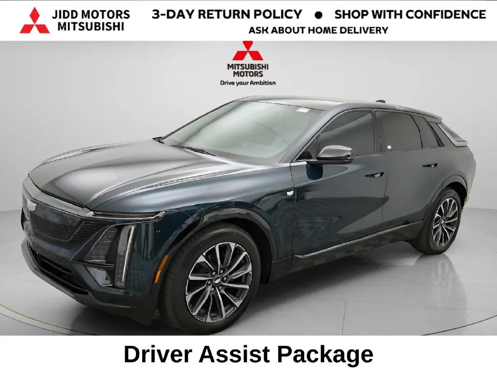2024 Cadillac LYRIQ Sport 2