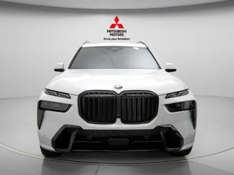 More photos of 2026 BMW X7 xDrive40i at Jidd Motors Mitsubishi, IL