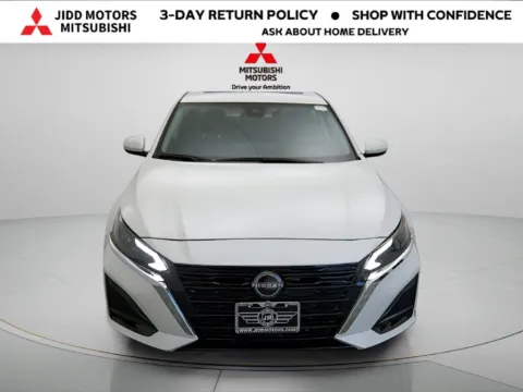 More photos of 2024 Nissan Altima 2.5 SV at Jidd Motors Mitsubishi, IL