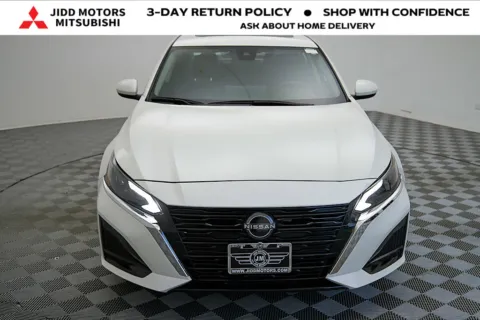Another view of 2024 Nissan Altima 2.5 SV for sale in Des Plaines, IL at Jidd Motors Mitsubishi