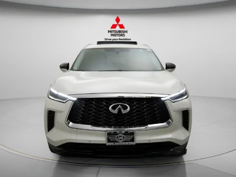 Another view of 2024 INFINITI QX60 LUXE for sale in Des Plaines, IL at Jidd Motors Mitsubishi