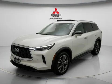Photos of 2024 INFINITI QX60 LUXE for sale in Des Plaines, IL at Jidd Motors Mitsubishi