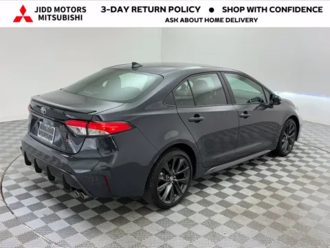 More photos of 2025 Toyota Corolla SE at Jidd Motors Mitsubishi, IL