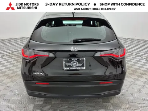 More photos of 2025 Honda HR-V LX at Jidd Motors Mitsubishi, IL