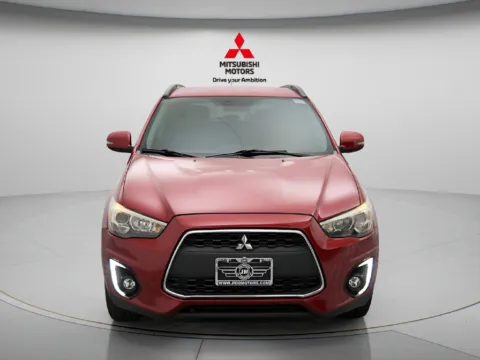 More photos of 2015 Mitsubishi Outlander Sport GT at Jidd Motors Mitsubishi, IL