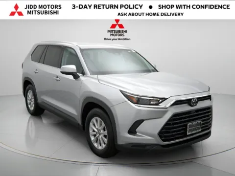 More photos of 2025 Toyota Grand Highlander XLE at Jidd Motors Mitsubishi, IL