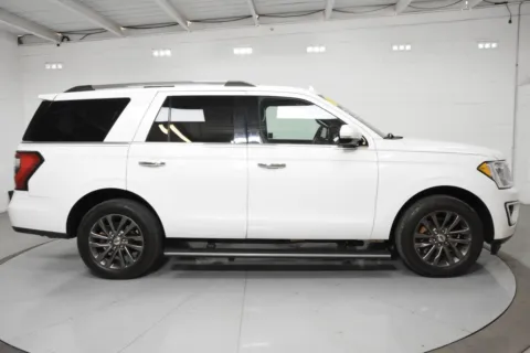 More photos of 2021 Ford Expedition Limited at Trevinos Auto Mart, TX