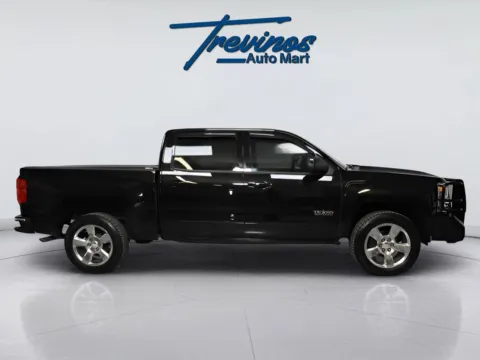 More photos of 2017 Chevrolet Silverado 1500 LT at Trevinos Auto Mart, TX