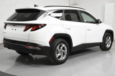 Photos of 2024 Hyundai Tucson SEL for sale in McAllen, TX at Trevinos Auto Mart