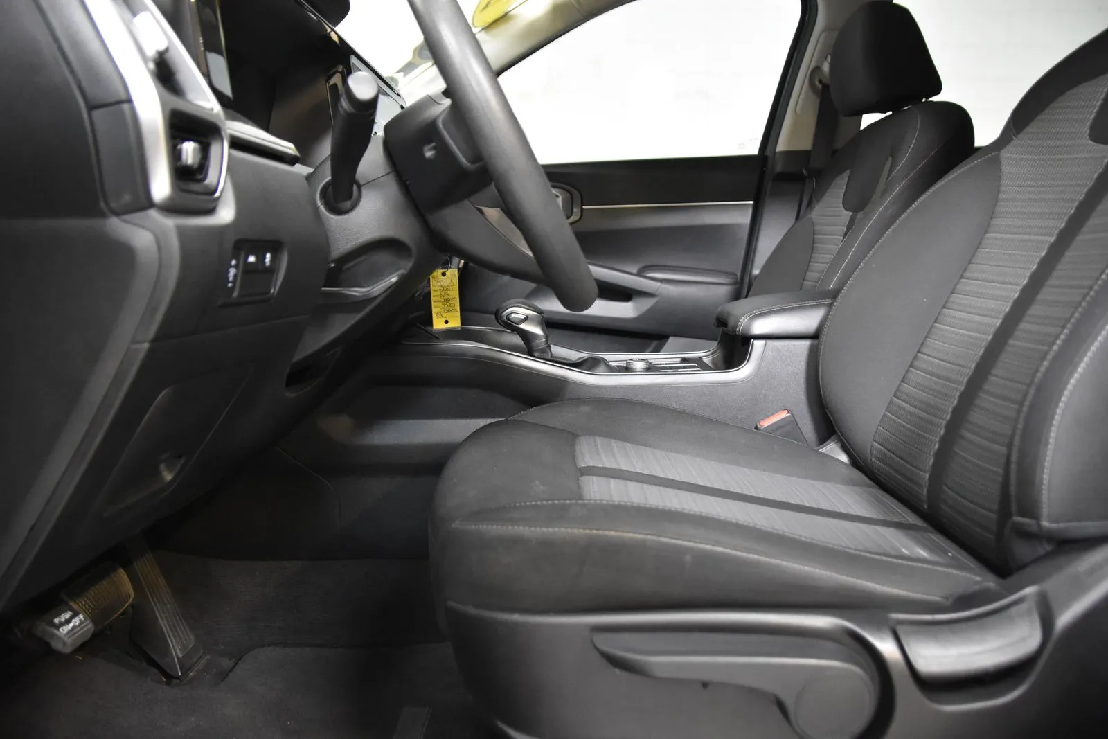 2021 Kia Sorento LX photo 4