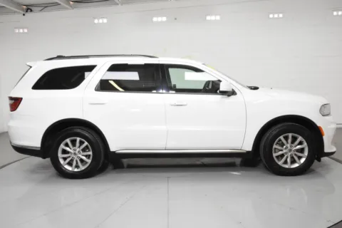 More photos of 2022 Dodge Durango SXT at Trevinos Auto Mart, TX