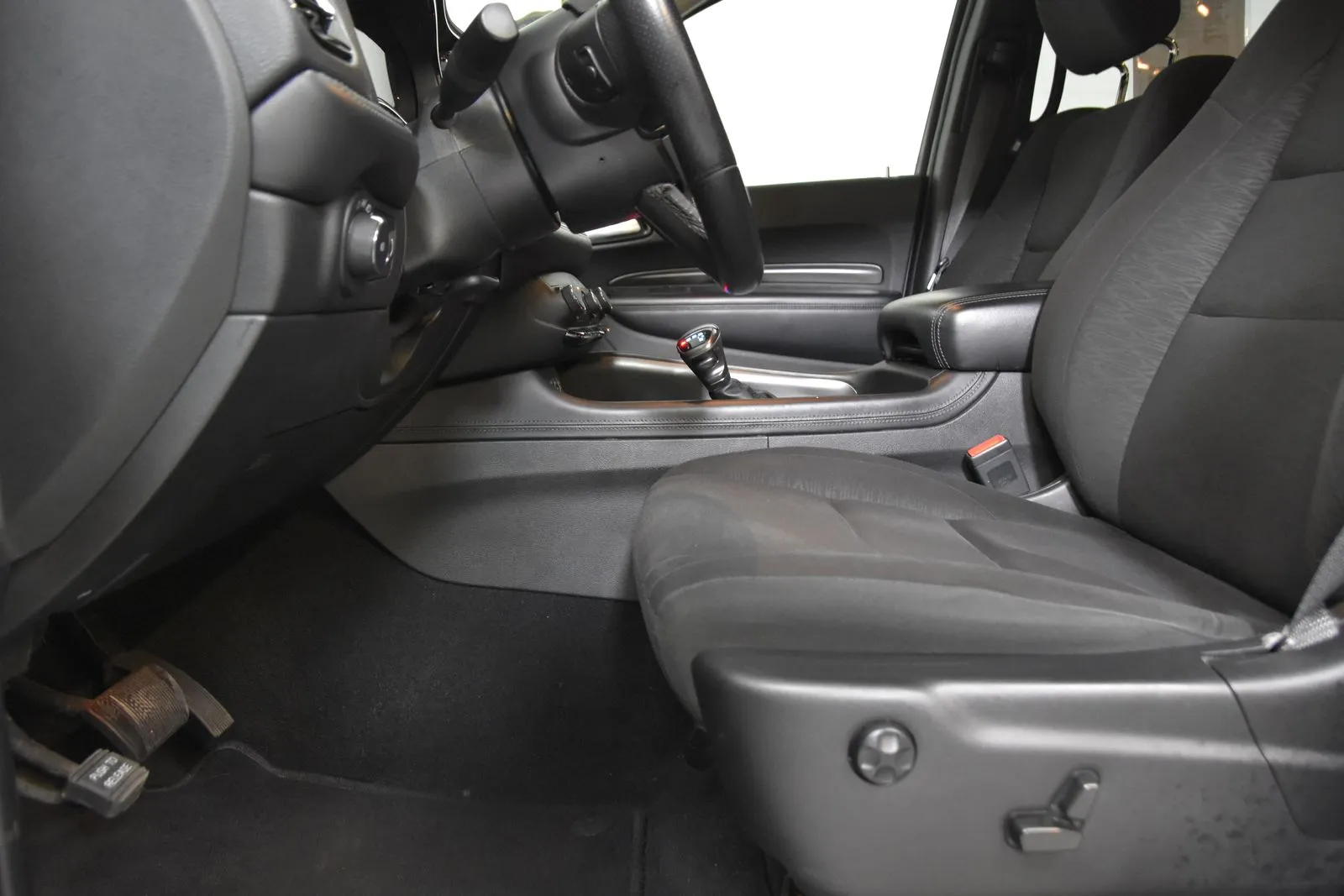 2022 Dodge Durango SXT photo 2