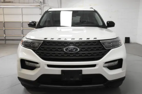 More photos of 2022 Ford Explorer XLT at Trevinos Auto Mart, TX