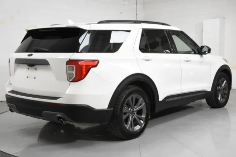 Photos of 2022 Ford Explorer XLT for sale in McAllen, TX at Trevinos Auto Mart