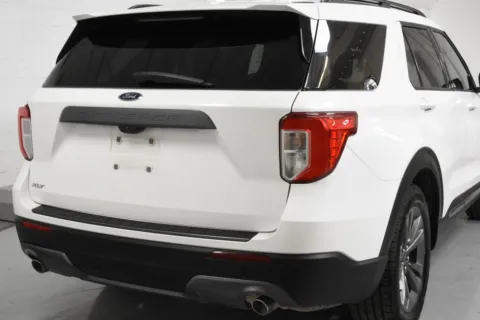 Another view of 2022 Ford Explorer XLT for sale in McAllen, TX at Trevinos Auto Mart