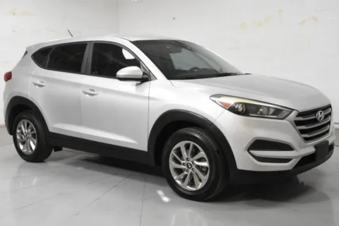 Silver 2018 Hyundai Tucson SE for sale in McAllen, TX