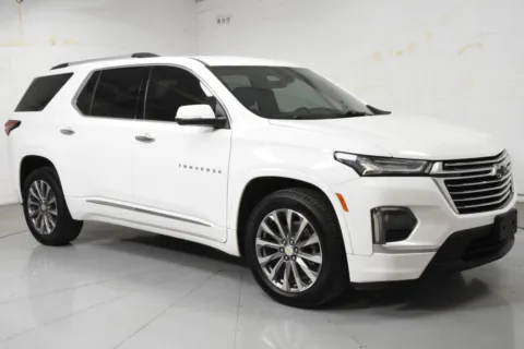 White 2022 Chevrolet Traverse Premier for sale in McAllen, TX