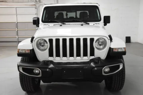 More photos of 2023 Jeep Gladiator Overland at Trevinos Auto Mart, TX
