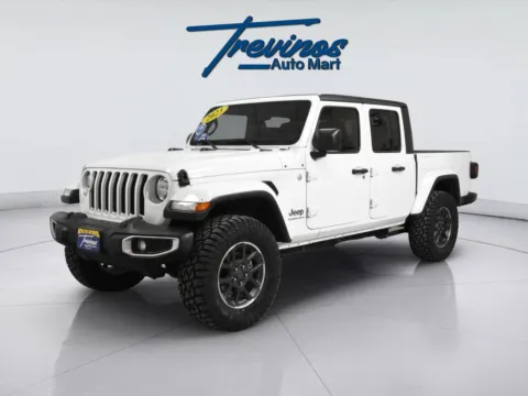 More photos of 2023 Jeep Gladiator Overland at Trevinos Auto Mart, TX
