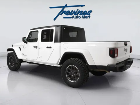 More photos of 2023 Jeep Gladiator Overland at Trevinos Auto Mart, TX