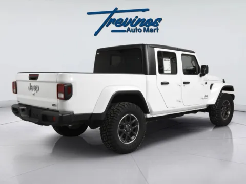Photos of 2023 Jeep Gladiator Overland for sale in McAllen, TX at Trevinos Auto Mart