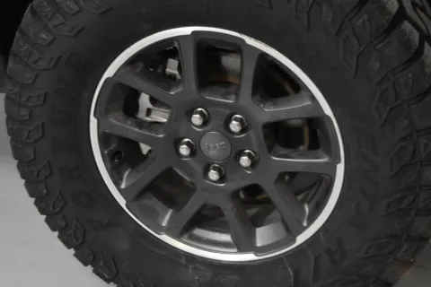 Photos of 2023 Jeep Gladiator Overland for sale in McAllen, TX at Trevinos Auto Mart