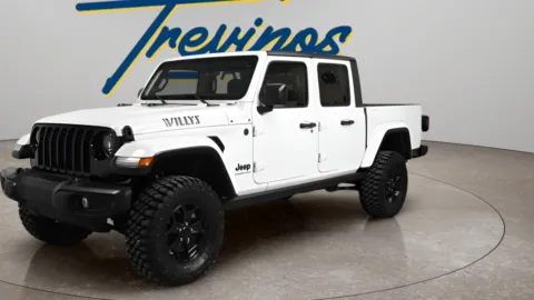 More photos of 2023 Jeep Gladiator Willys at Trevinos Auto Mart, TX