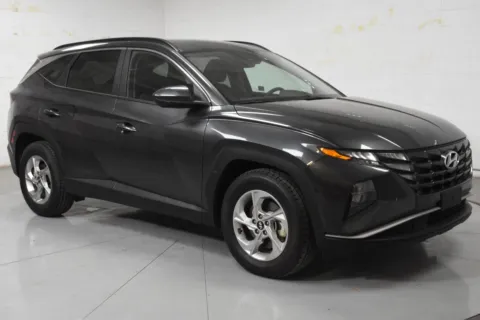 Gray 2024 Hyundai Tucson SEL for sale in McAllen, TX