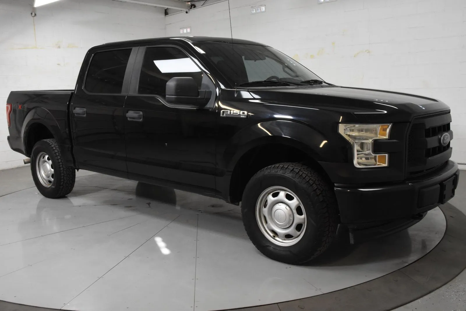 Black 2017 Ford F-150 XL for sale in McAllen, TX