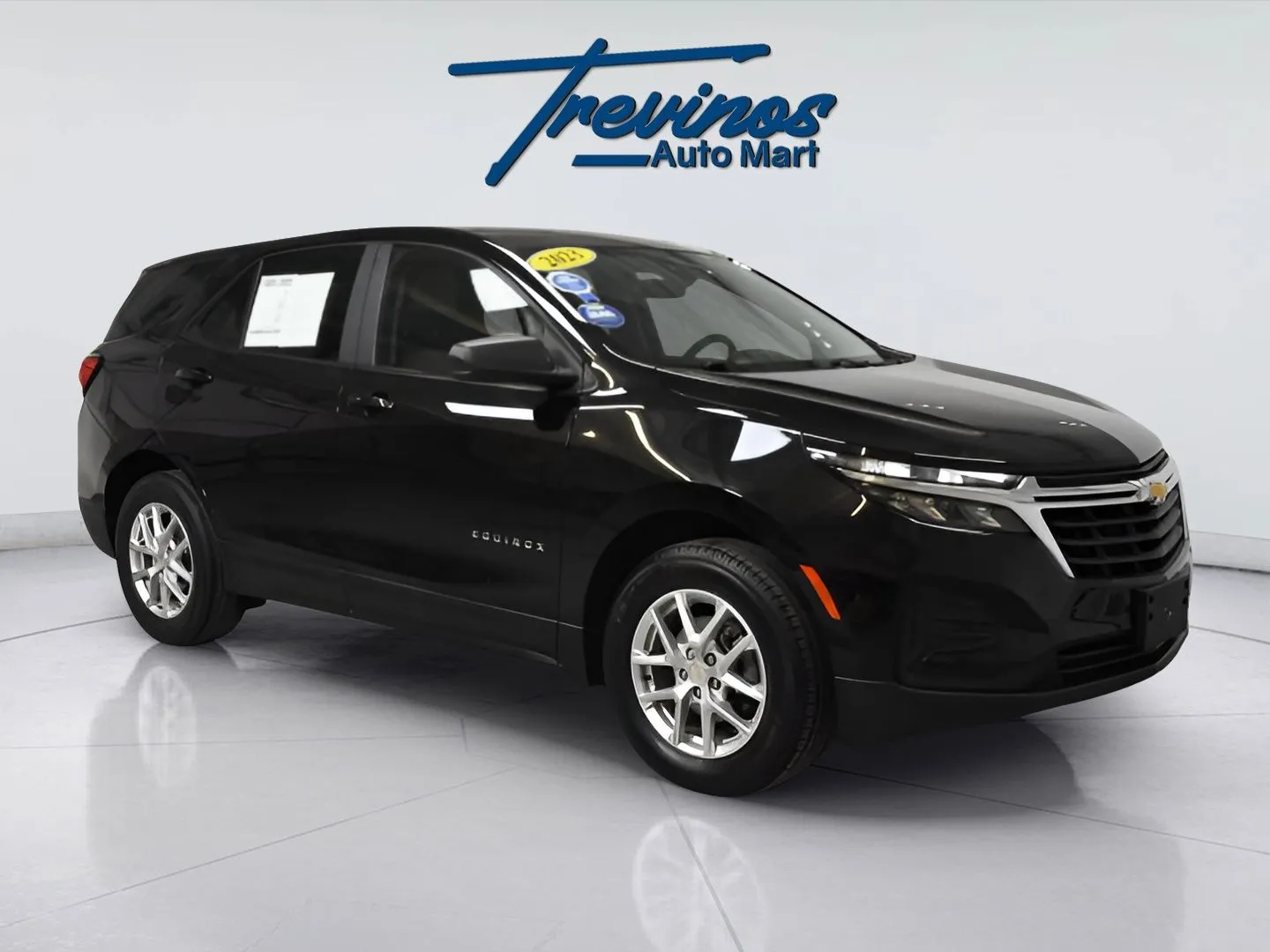 Black 2023 Chevrolet Equinox LS for sale in McAllen, TX