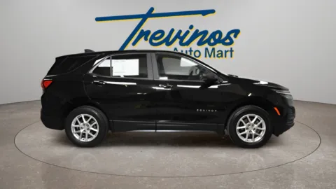 More photos of 2023 Chevrolet Equinox LS at Trevinos Auto Mart, TX