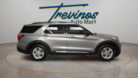 More photos of 2020 Ford Explorer XLT at Trevinos Auto Mart, TX