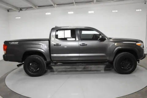 More photos of 2019 Toyota Tacoma SR at Trevinos Auto Mart, TX